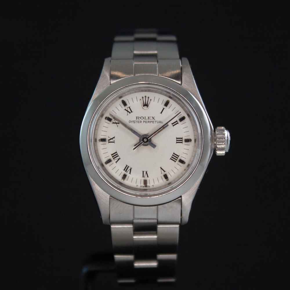 Rolex Oyster Perpetual 26