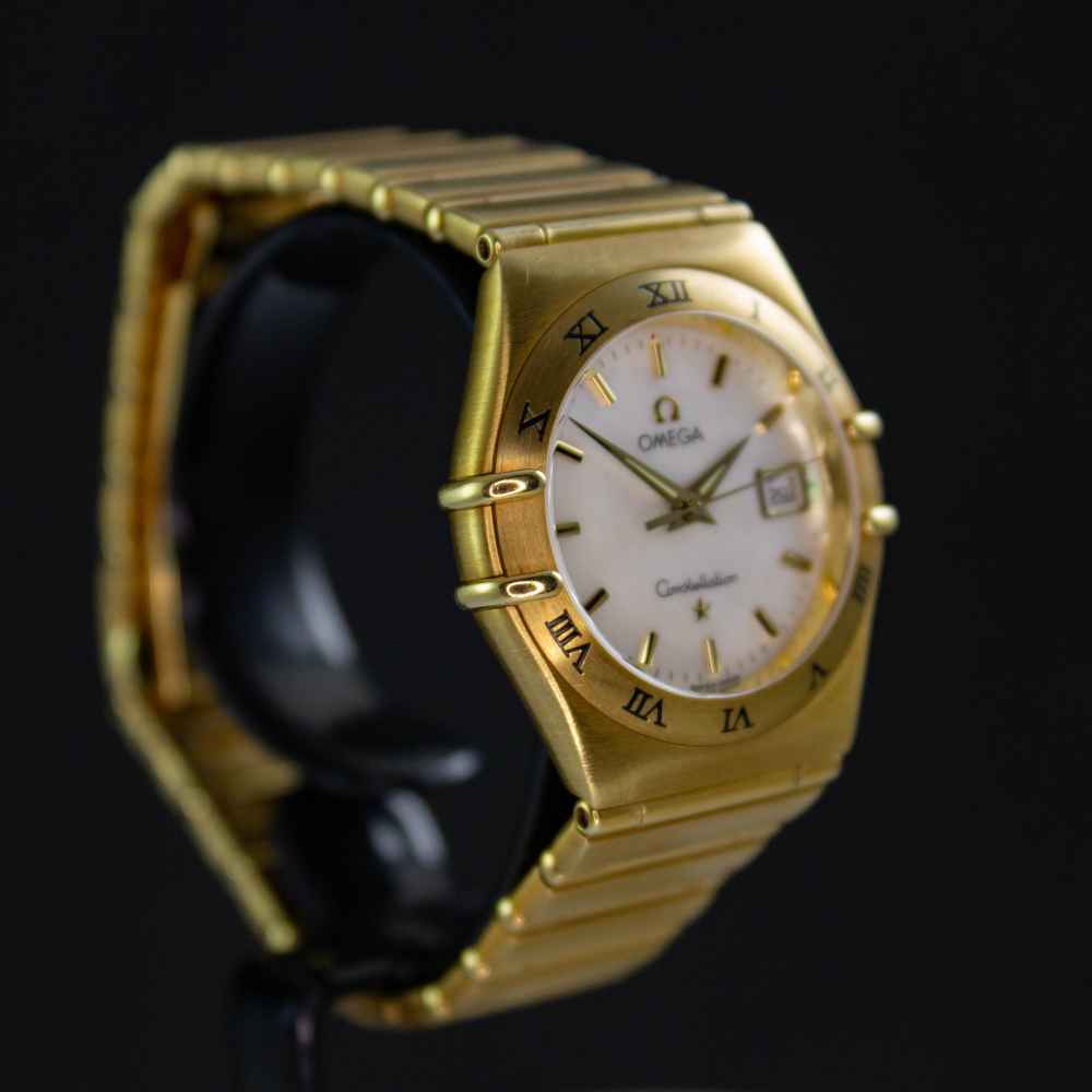 Watch Omega Constellation Lady 18k second-hand