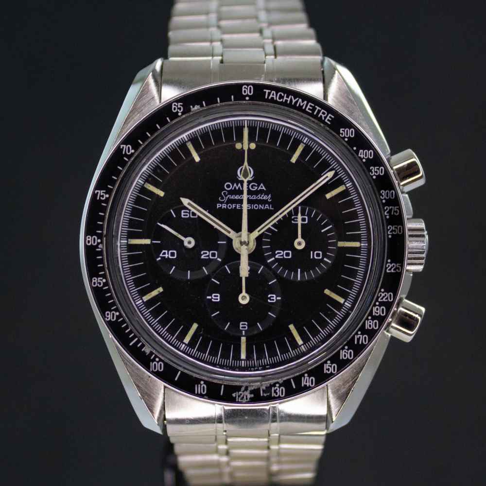 Watch Omega Speedmaster second-hand