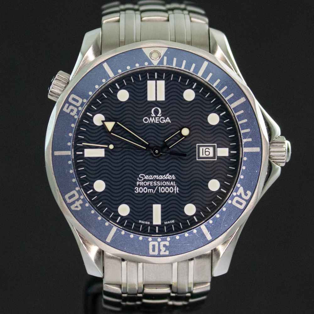 Watch Omega Seamaster 300M second-hand