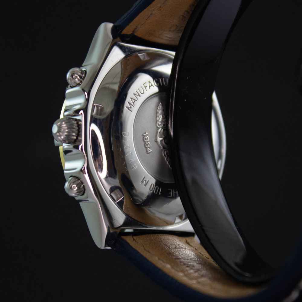 Watch Breitling Chronomat second-hand