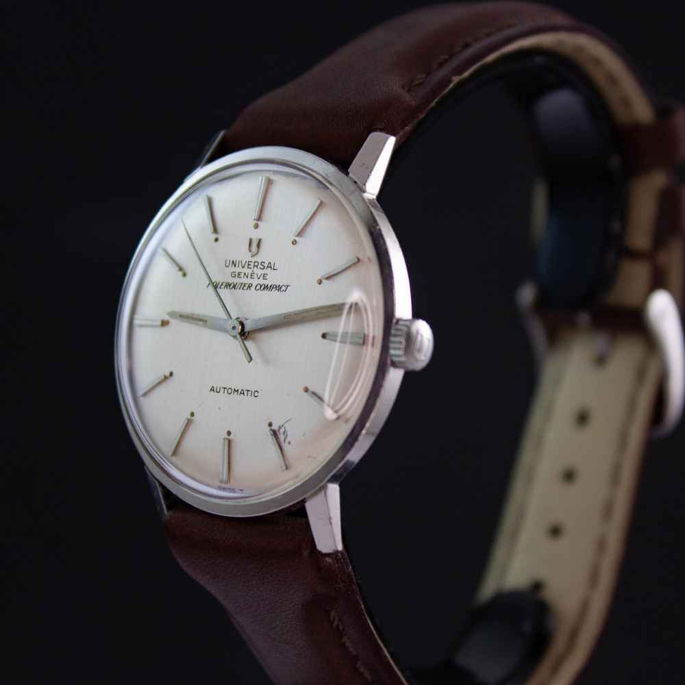 Watch Universal Geneve Polerouter Compact second-hand