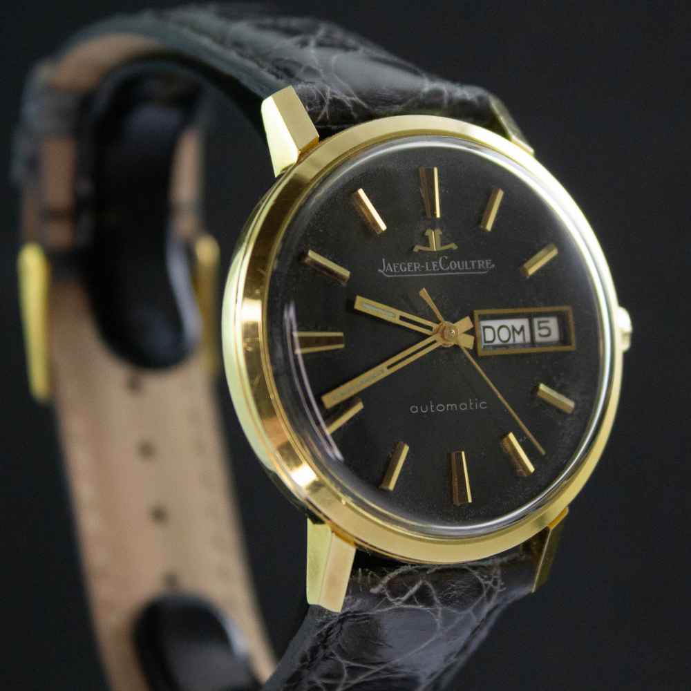 Watch Jaeger-LeCoultre Club Day Date 18k second-hand