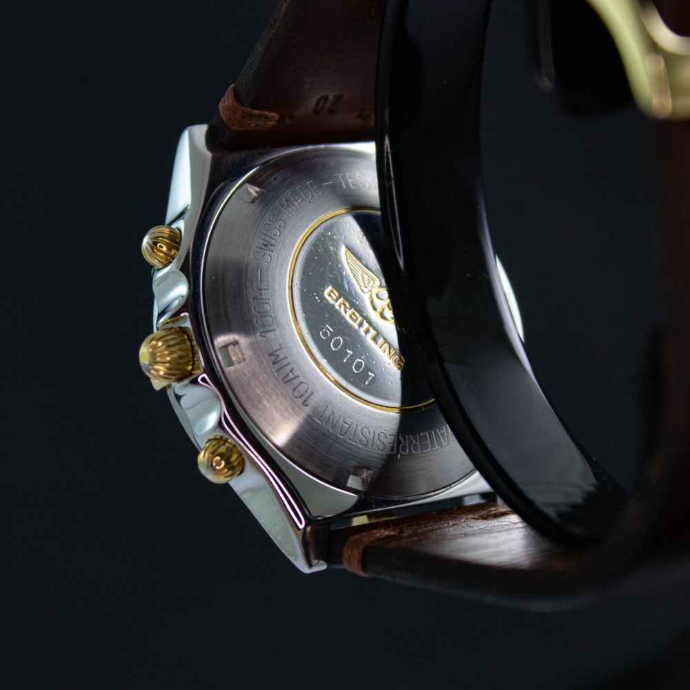 Watch Breitling Chronomat second-hand