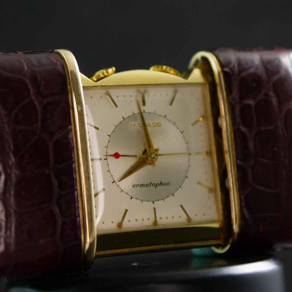 Watch Movado Ermetophon second-hand
