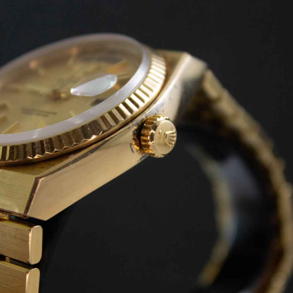 Watch Rolex Day-Date Oysterquartz second-hand