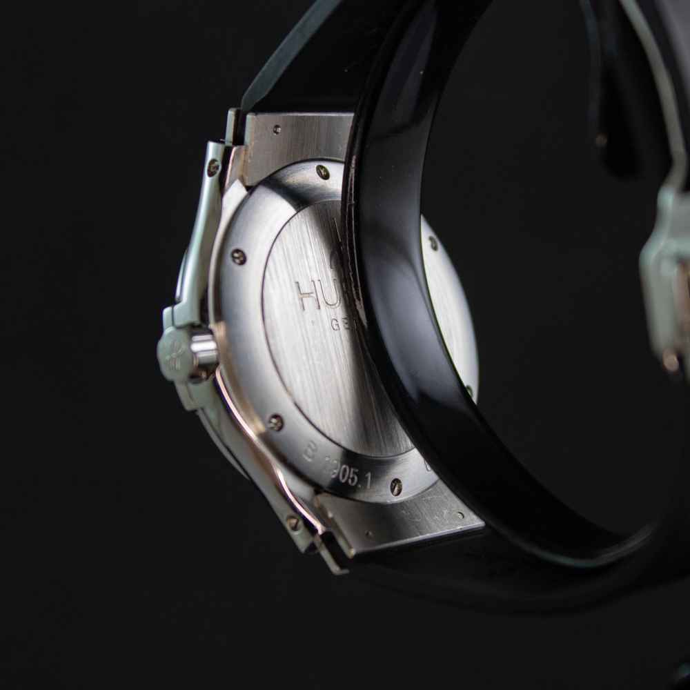 Watch Hublot Classic 41 second-hand