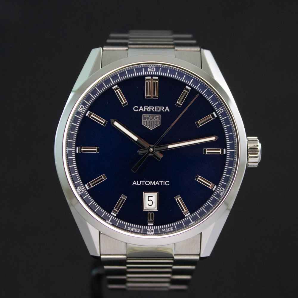 Watch Tag Heuer Carrera Calibre 5 second-hand