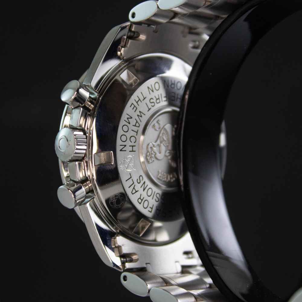 Watch Omega Speedmaster second-hand