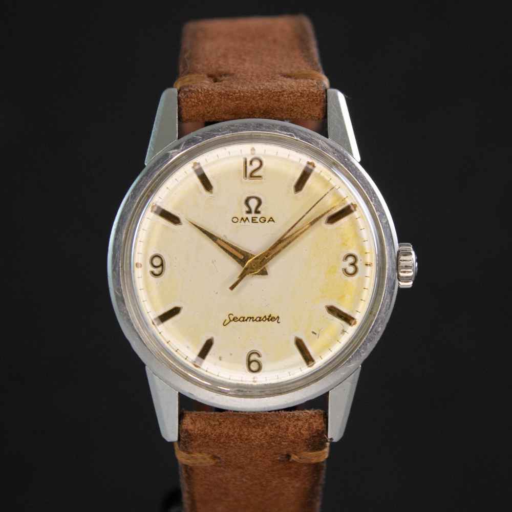 Watch Omega Seamaster second-hand