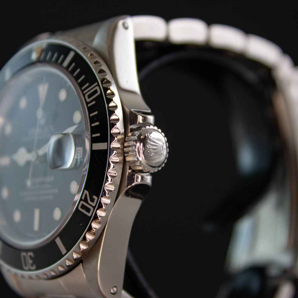 Watch Rolex Submariner Date second-hand