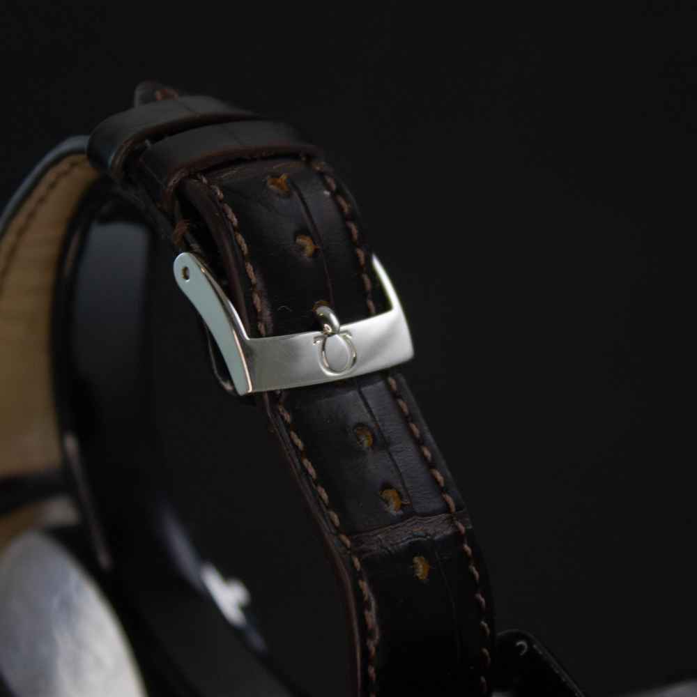 Watch Omega Speedmaster second-hand
