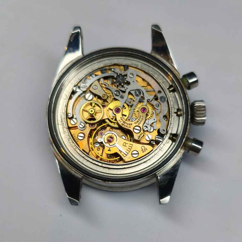 Watch Omega Speedmaster second-hand
