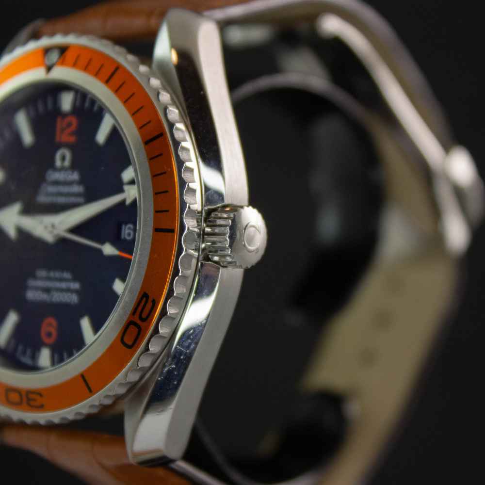 Watch Omega Seamaster Planet Ocean second-hand