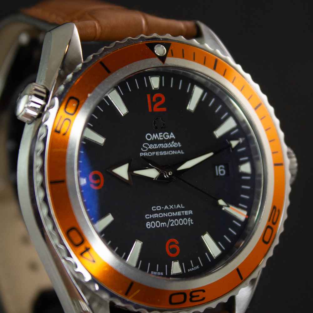 Watch Omega Seamaster Planet Ocean second-hand