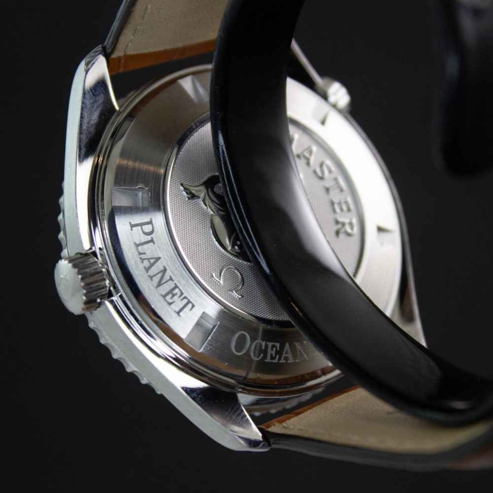 Watch Omega Seamaster Planet Ocean second-hand