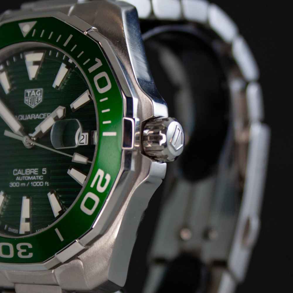 Watch Tag Heuer Aquaracer calibre 5 second-hand