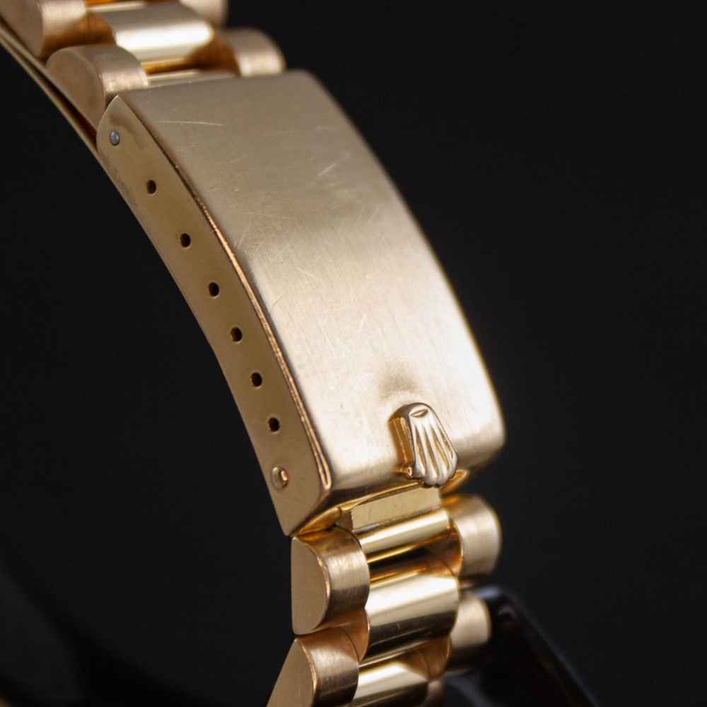 Watch Rolex Day-Date 36 second-hand