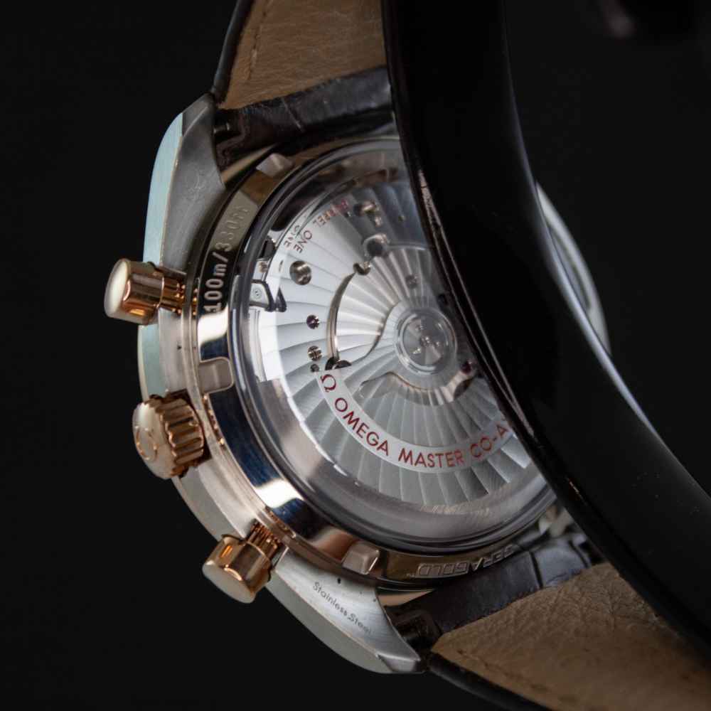 Watch Omega Speedmaster Moonphase second-hand