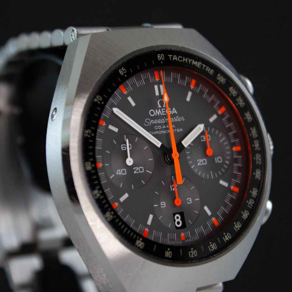Watch Omega Speedmaster Mark II second-hand