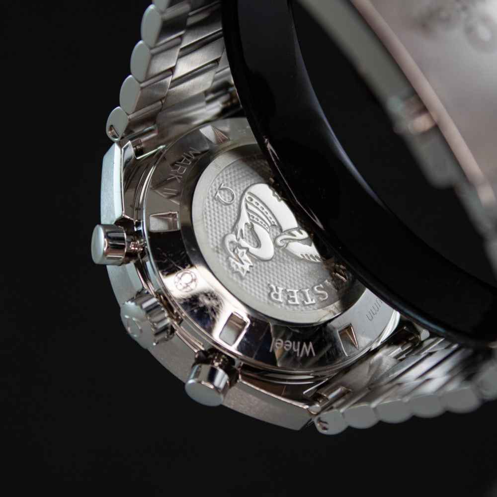 Watch Omega Speedmaster Mark II second-hand