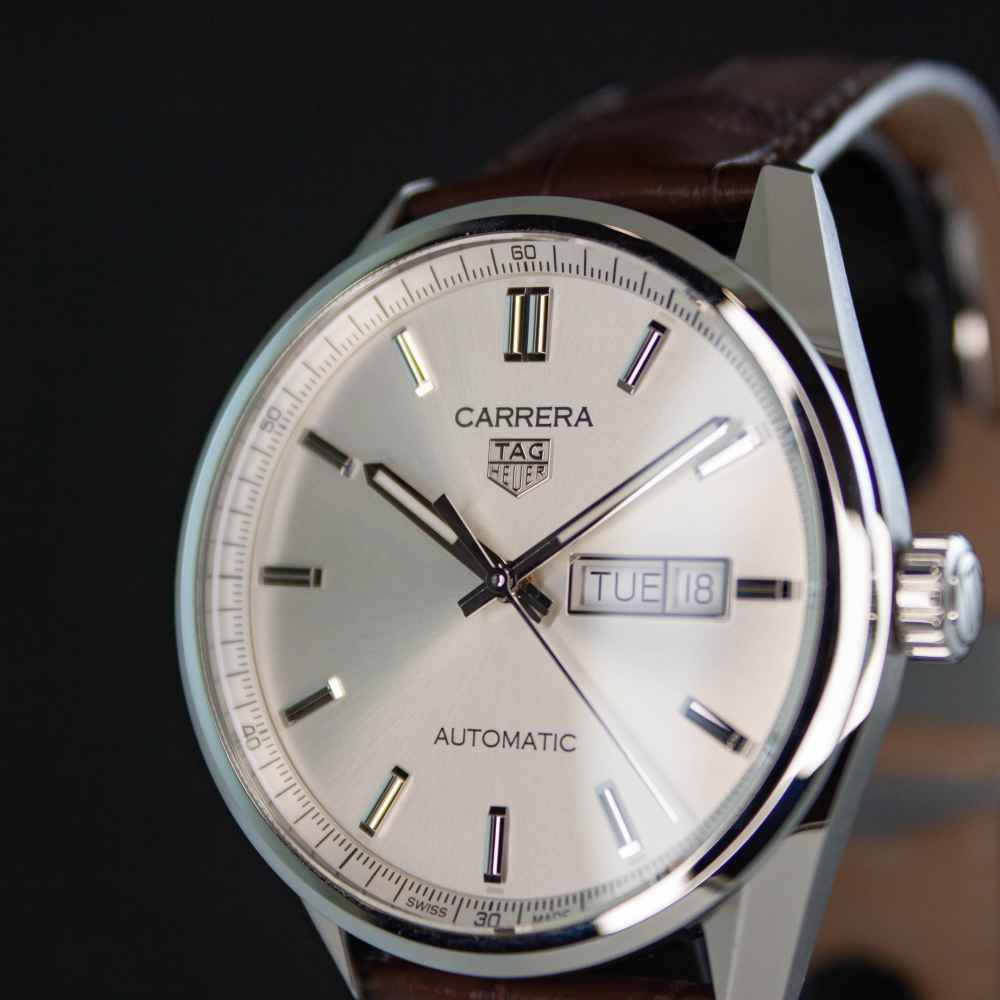 Watch Tag Heuer Carrera second-hand