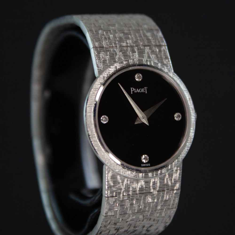 Watch Piaget Classique second-hand