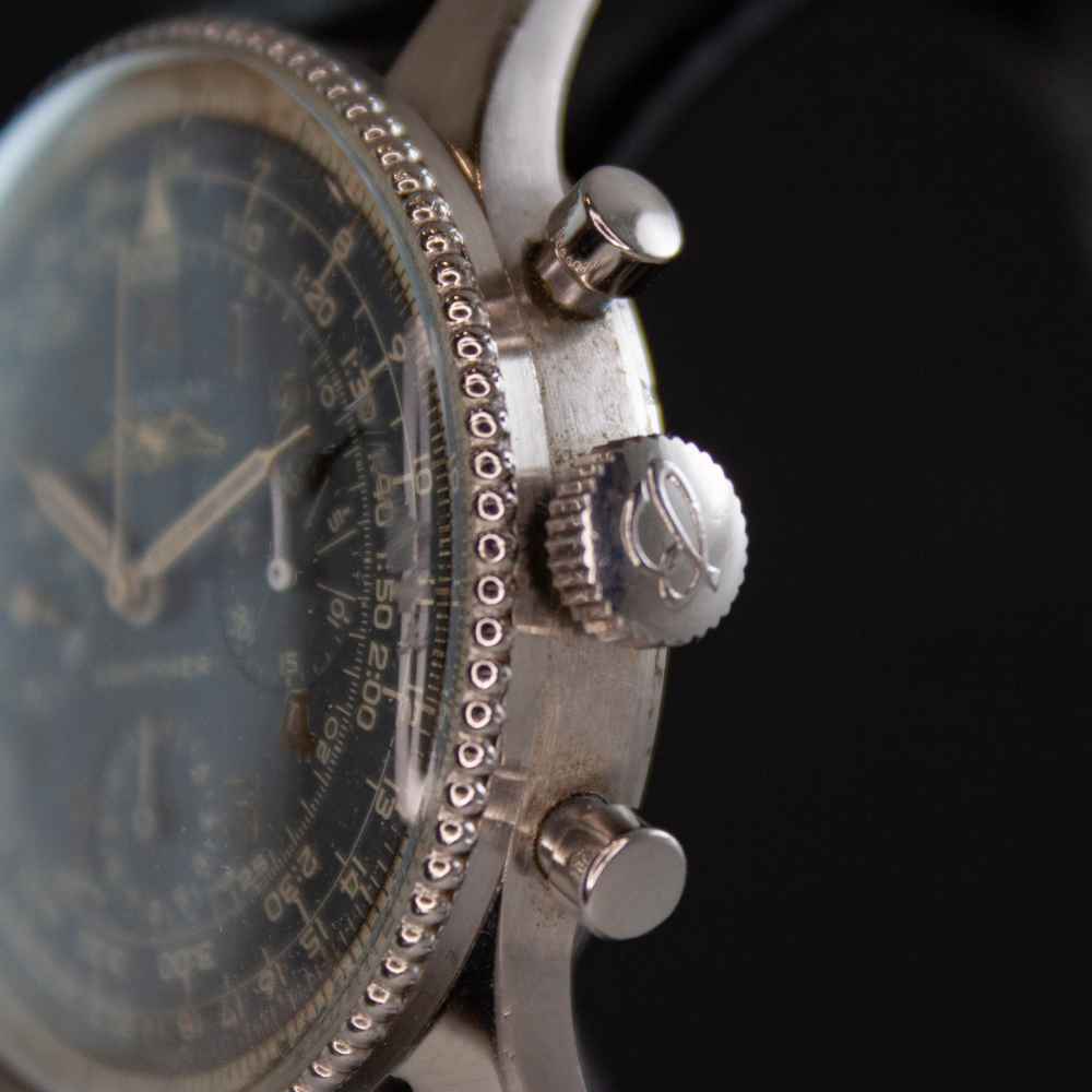 Watch Breitling Navitimer second-hand