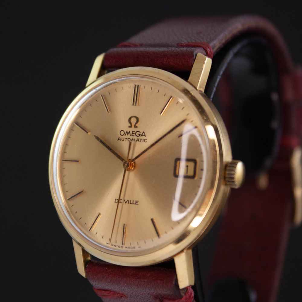 Watch Omega Classic 18k second-hand