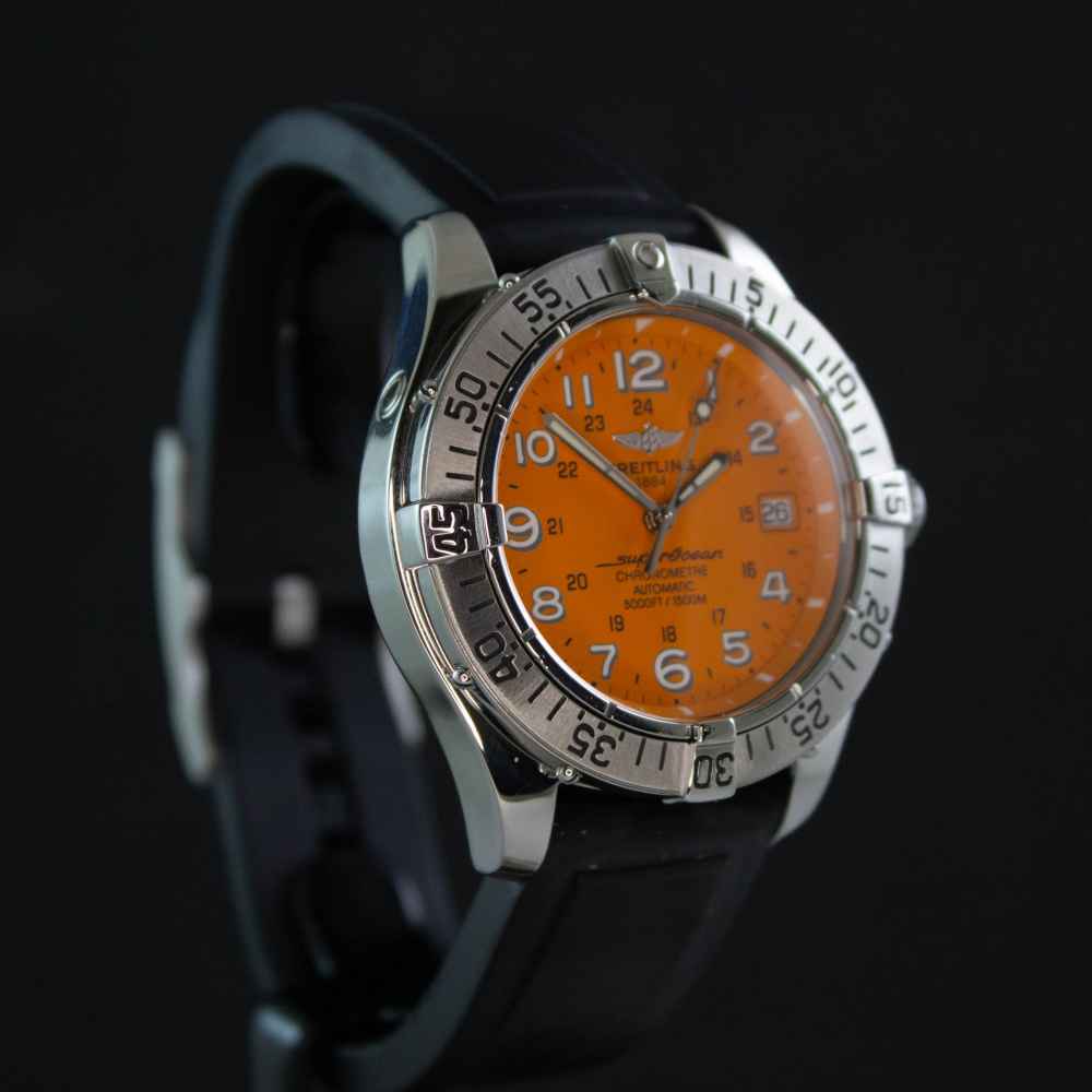 Watch Breitling Superocean second-hand