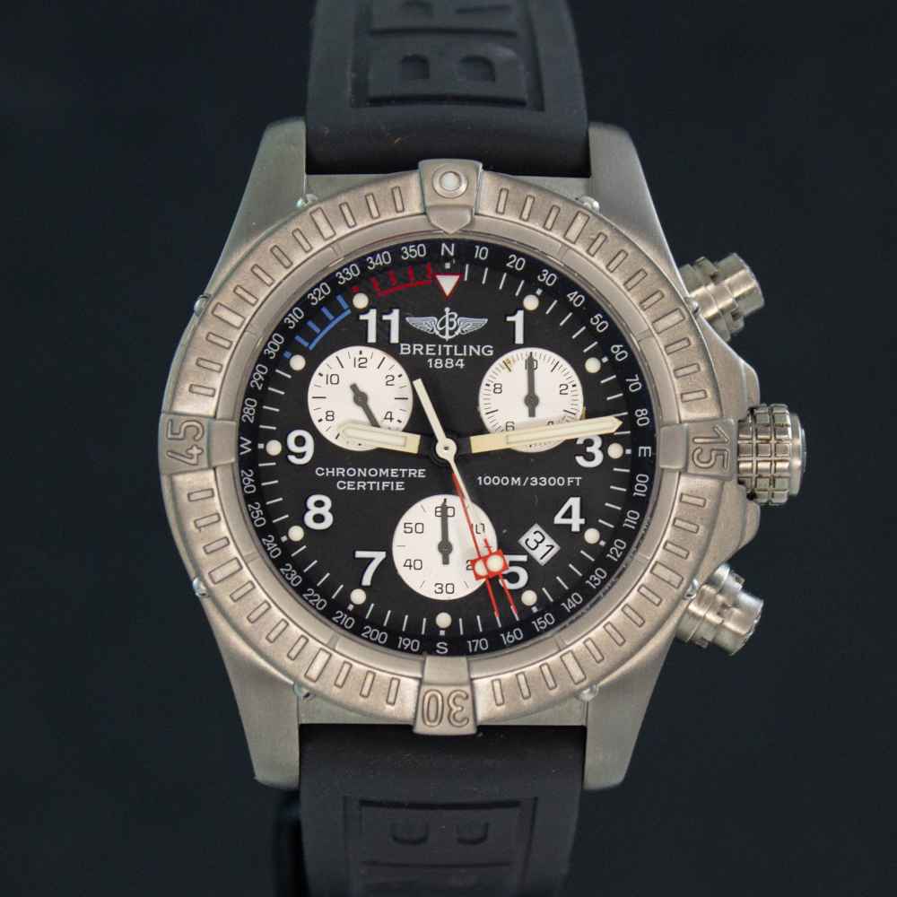 Breitling Chrono Avenger M1