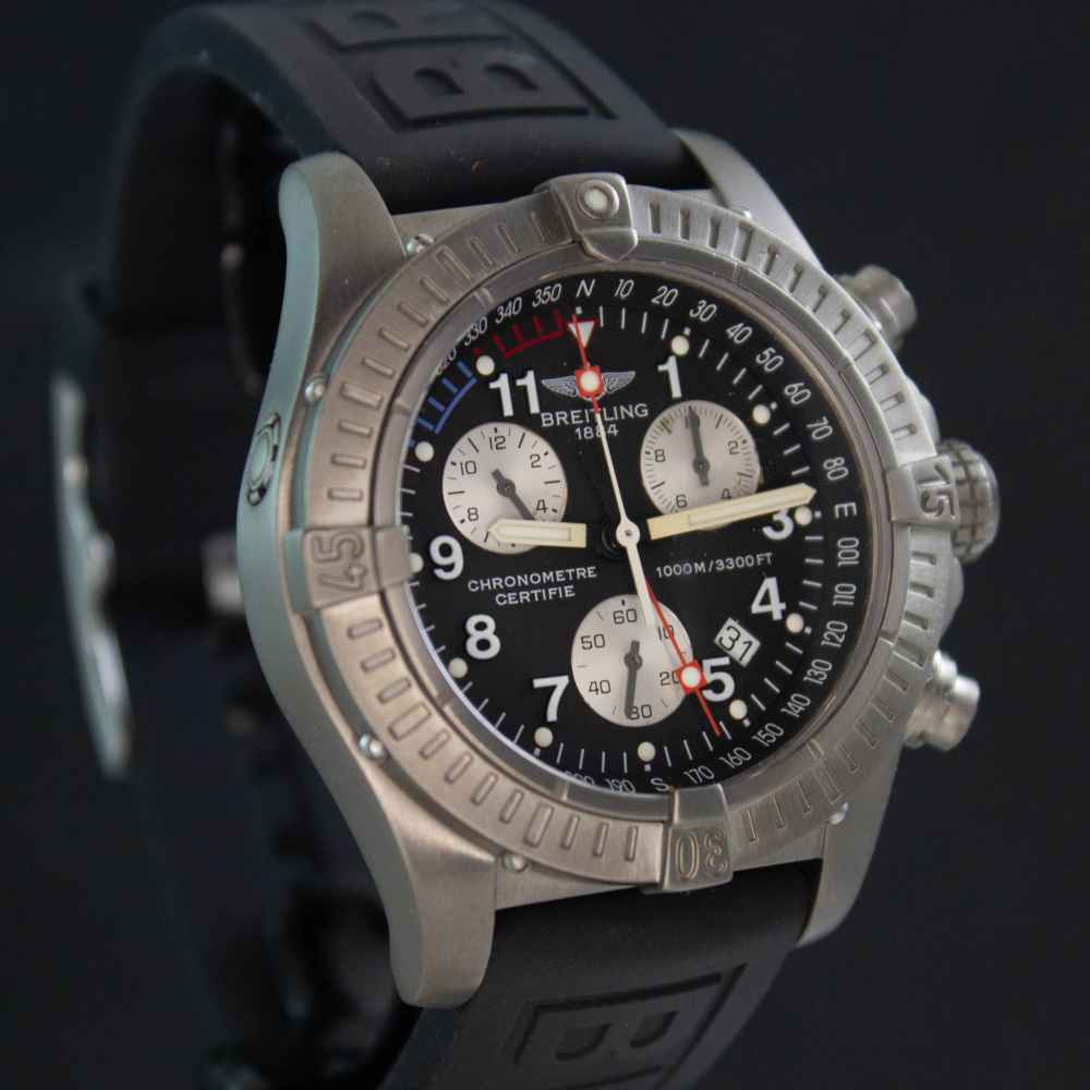 Reloj Breitling Chrono Avenger M1 inicio.second_hand