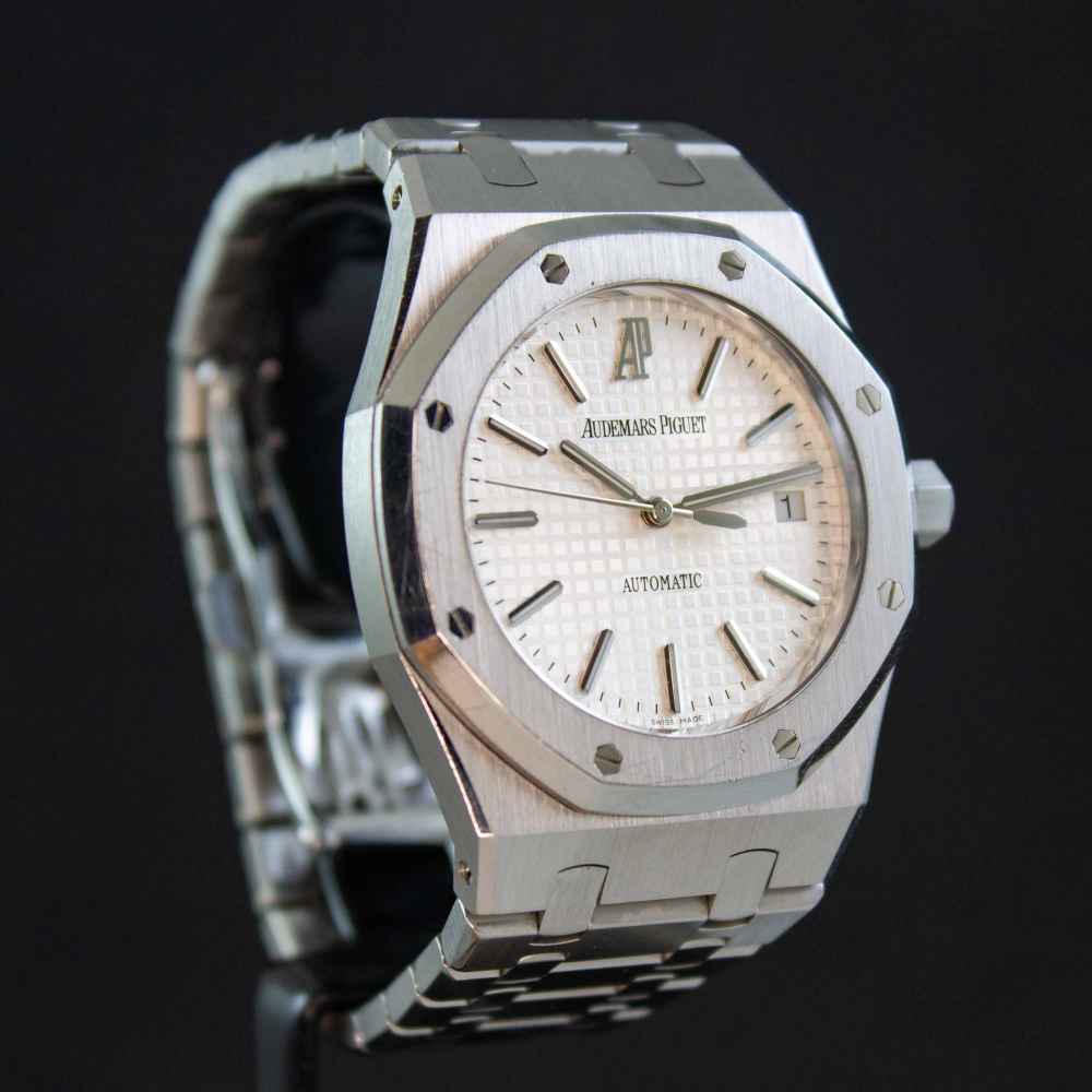 Watch Audemars Piguet Royal Oak second-hand