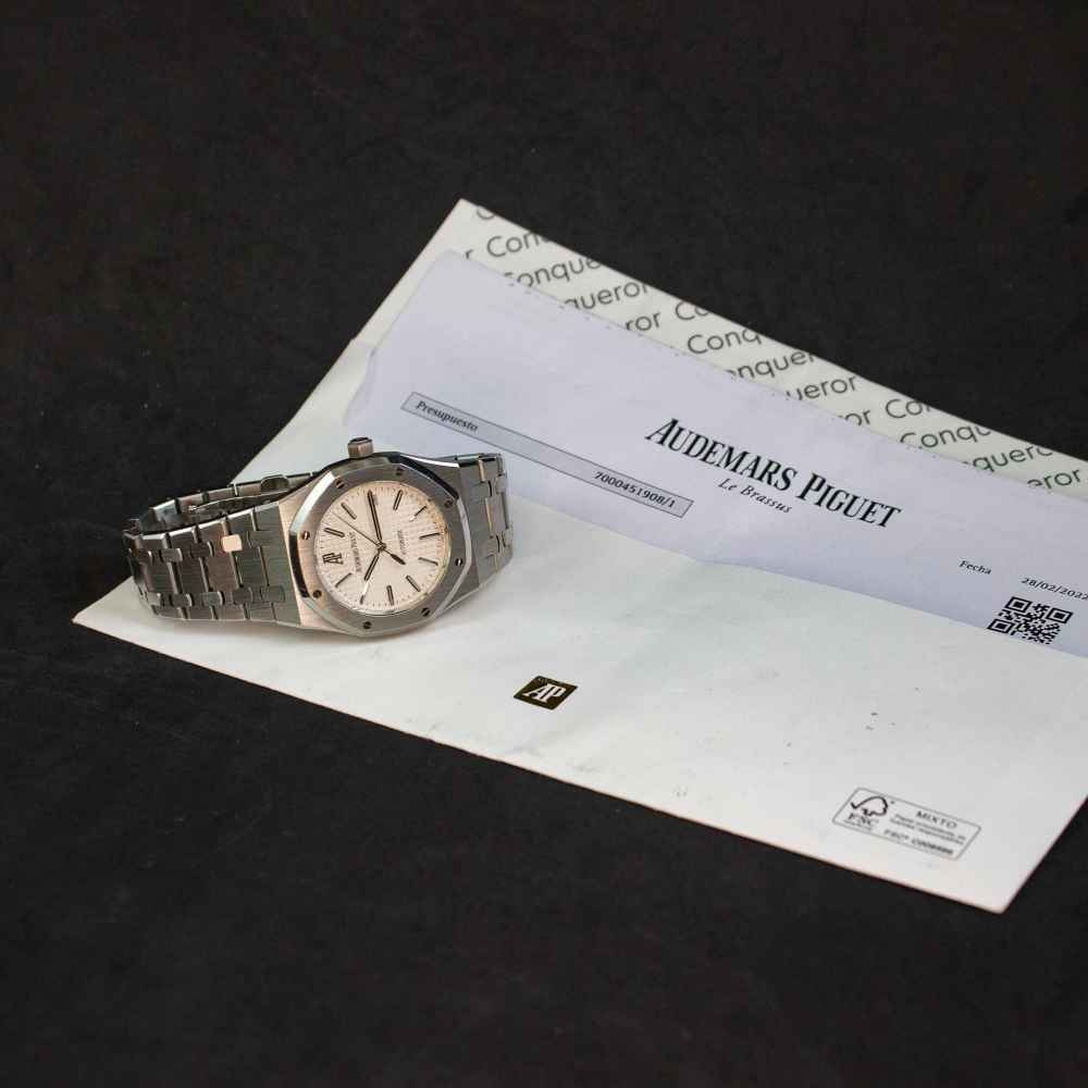 Watch Audemars Piguet Royal Oak second-hand