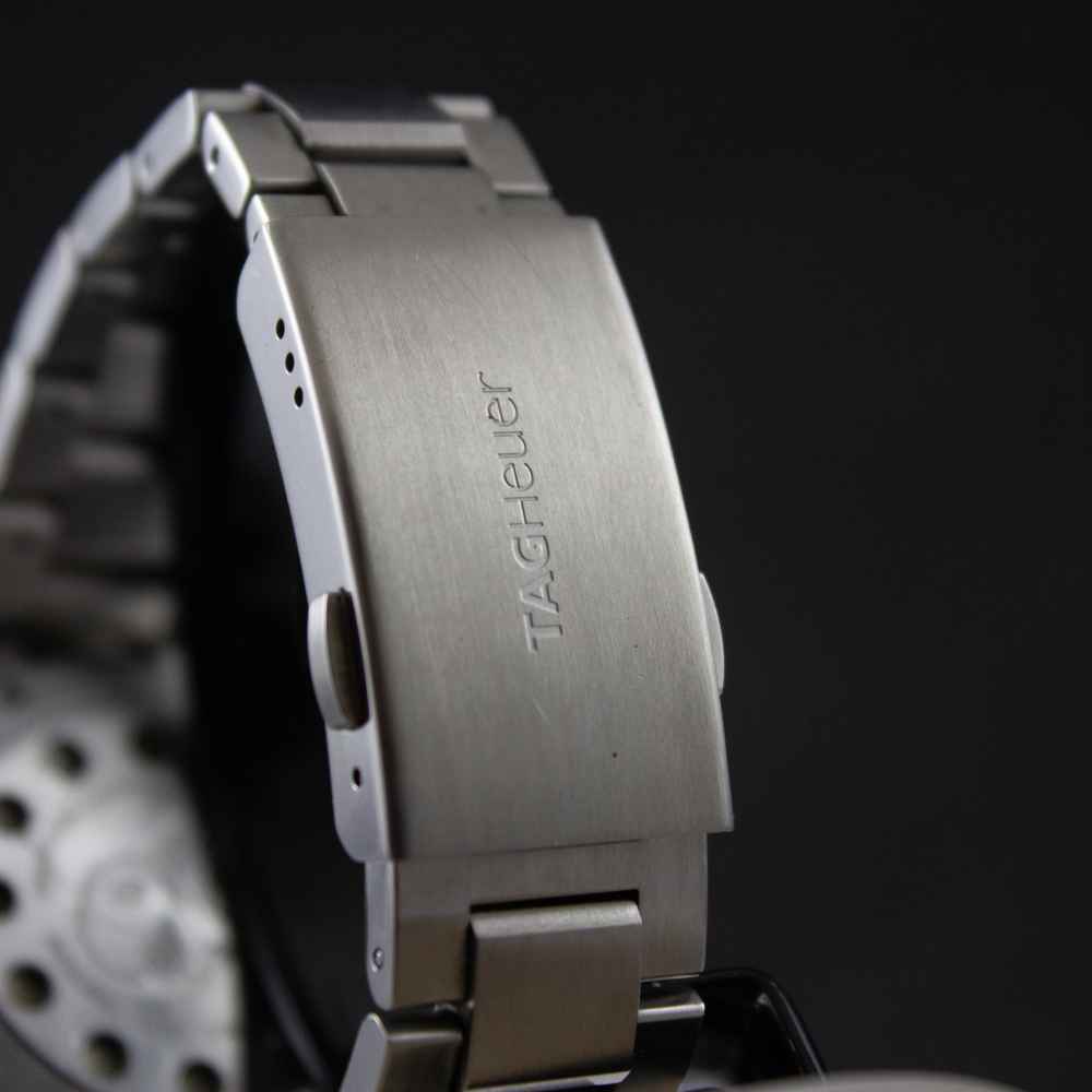 Watch Tag Heuer Aquaracer 300M Alarm second-hand